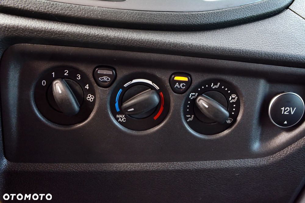 Ford Transit - 15