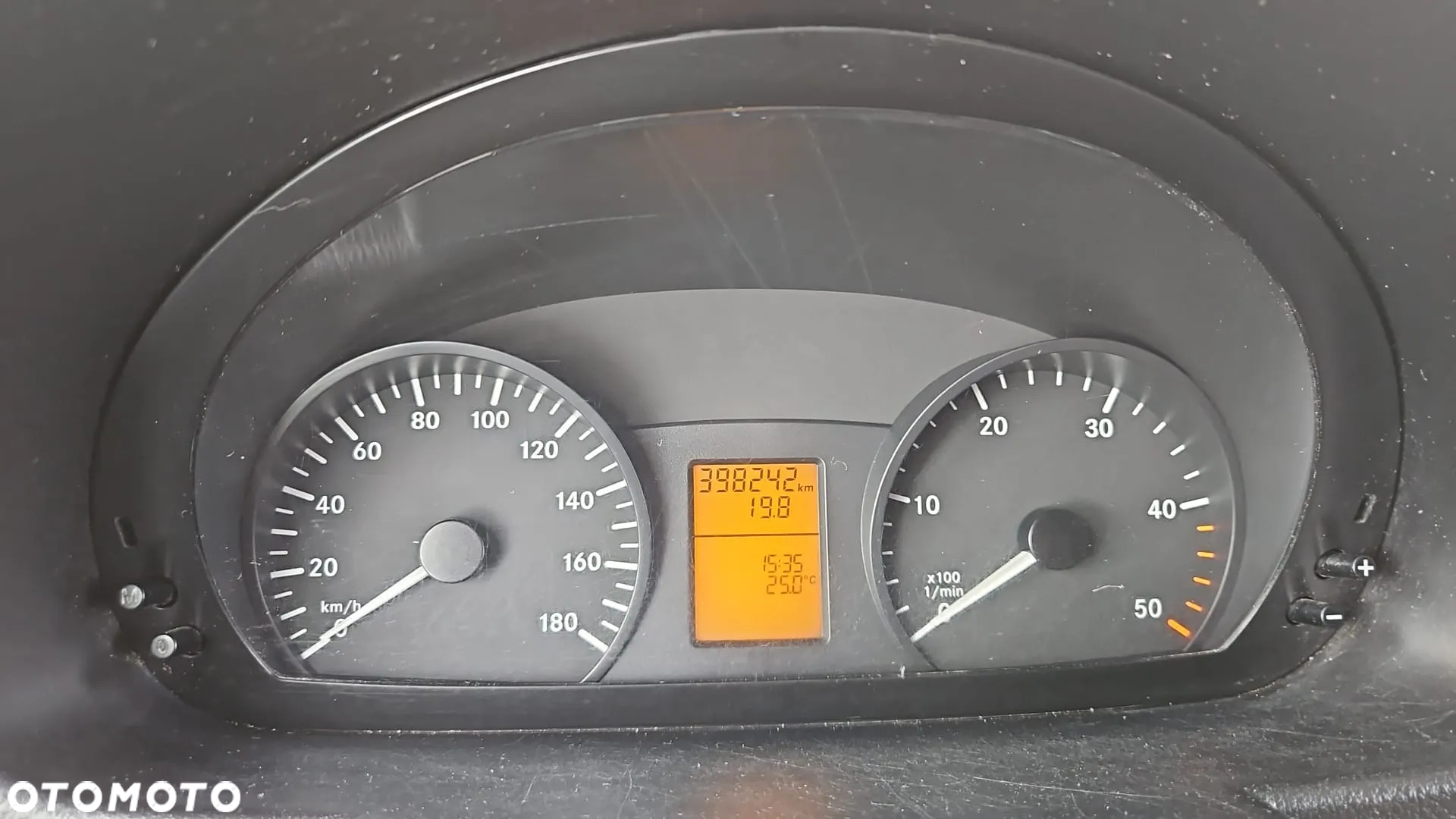 Mercedes-Benz SPRINTER - 7