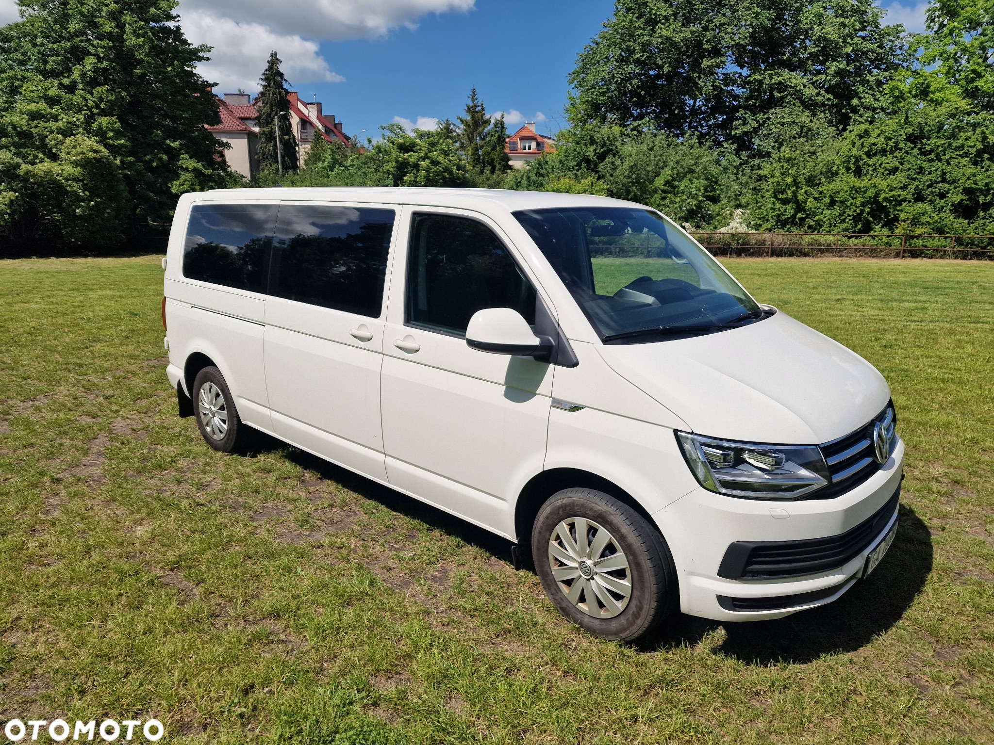 Volkswagen Caravelle 2.0 TDI L2 Comfortline DSG - 6