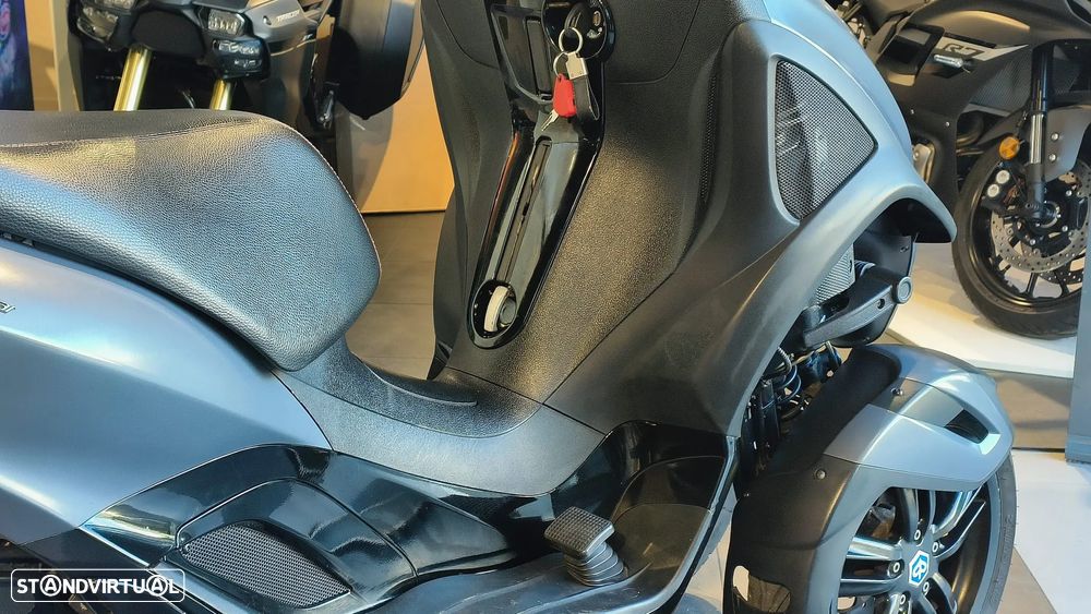 Piaggio MP3 Yourban - 4