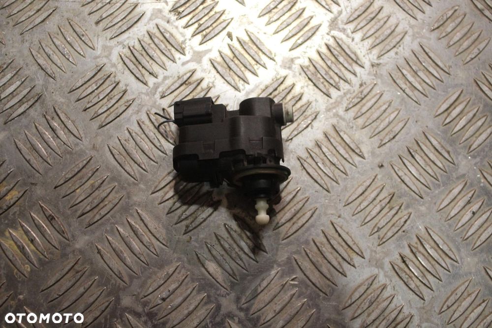 SILNICZEK REGULACJI LAMPY CITROEN C5 III X7 89056887 - 1