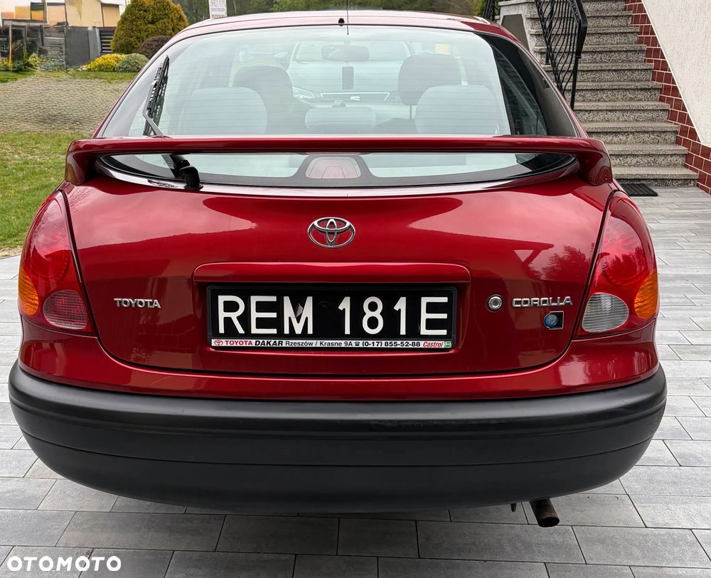Toyota Corolla - 3