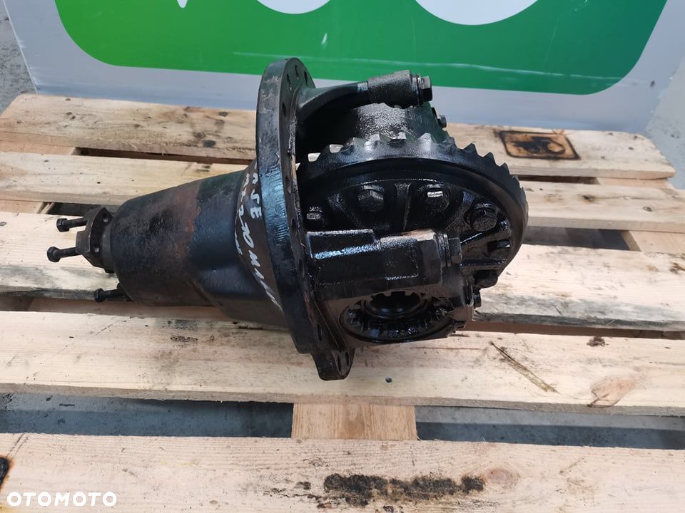 Case MX Magnum 2002r.{Mechanizm różnicowy} - 11