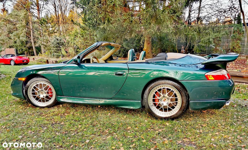 Porsche 911 Carrera Cabrio - 18