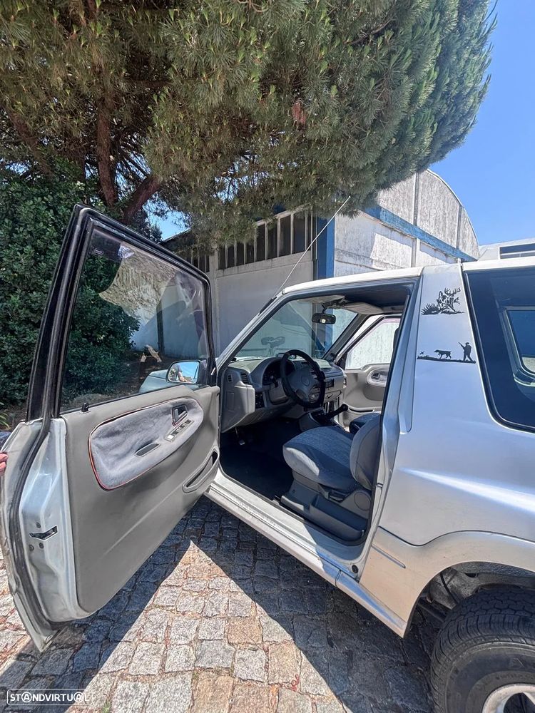 Suzuki Vitara 1.9 TD JLX S. Especial - 11