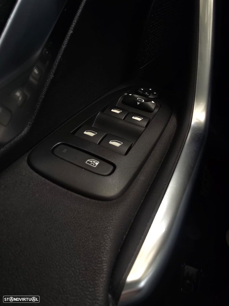 Peugeot 2008 1.2 PureTech Crossway EAT6 - 11