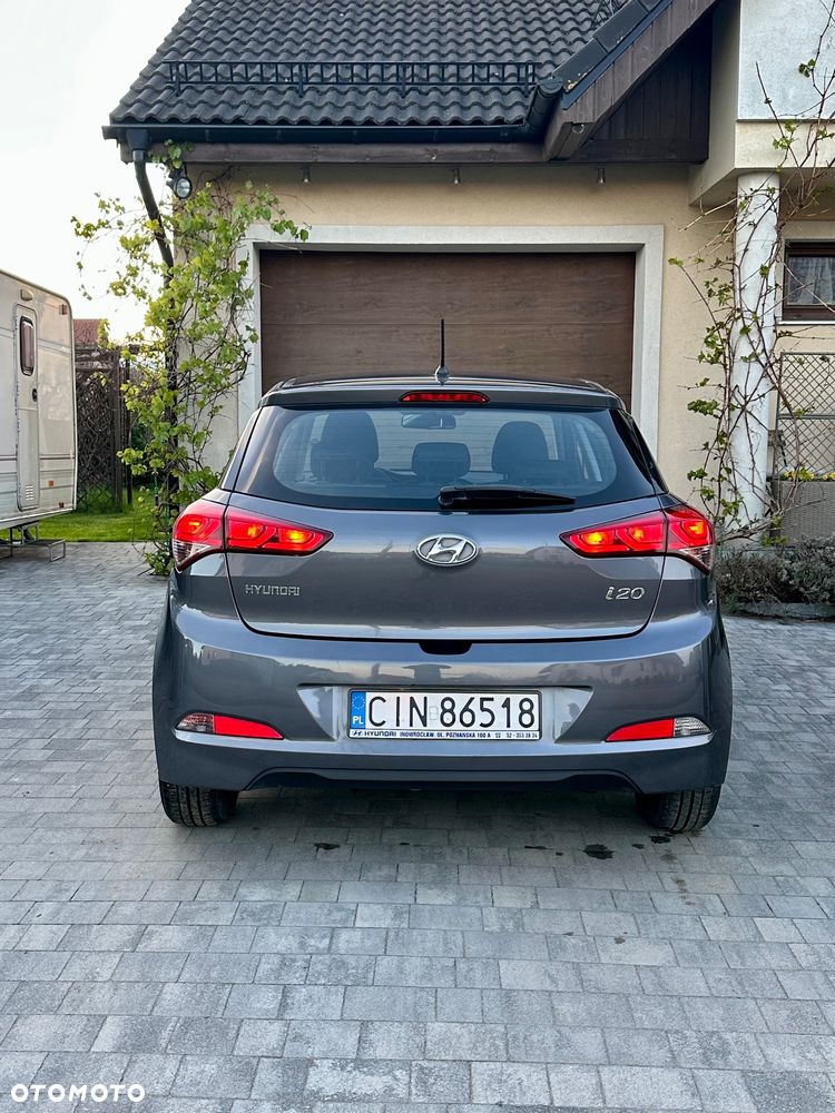 Hyundai i20 1.2 Elegant - 14