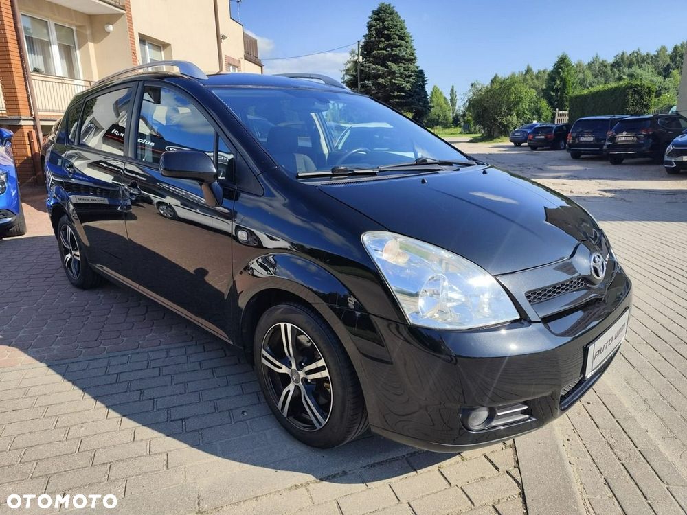 Toyota Corolla Verso - 6