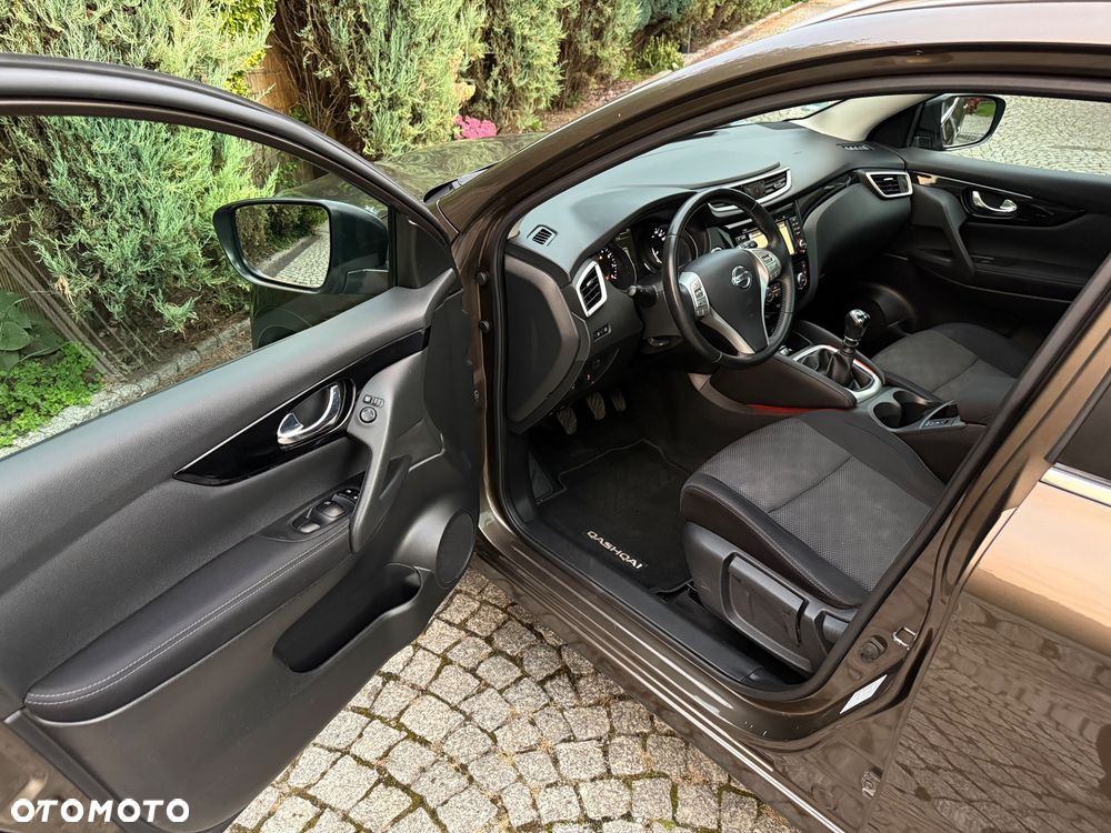 Nissan Qashqai 1.6 DIG-T 360 - 17