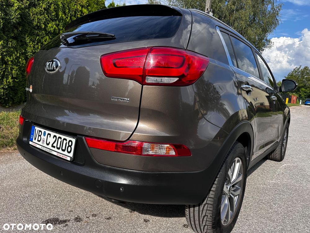 Kia Sportage 2.0 CRDI 4WD Automatik Fifa World Cup Edition - 4