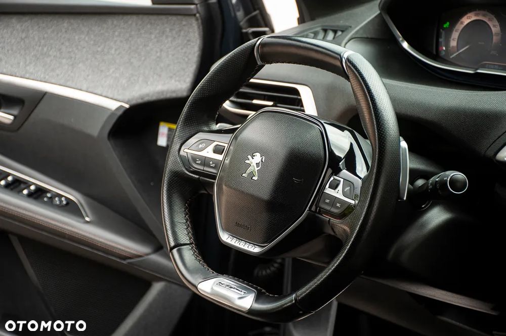 Peugeot 3008 THP 165 EAT6 Stop & Start Crossway - 32