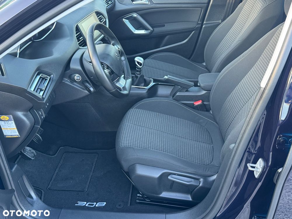 Peugeot 308 1.6 BlueHDi Business Line S&S - 18