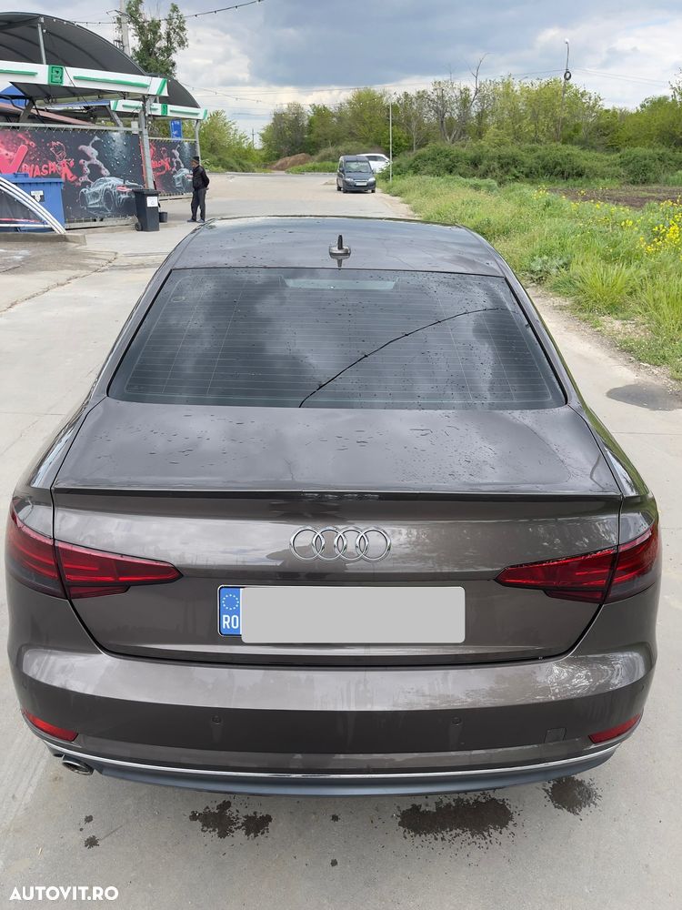 Audi A4 2.0 TDI S tronic - 2