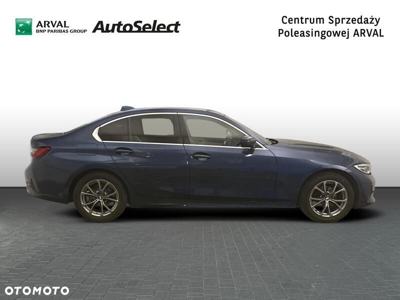 BMW Seria 3 318i - 8