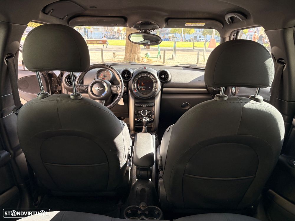 MINI Countryman Cooper D - 11