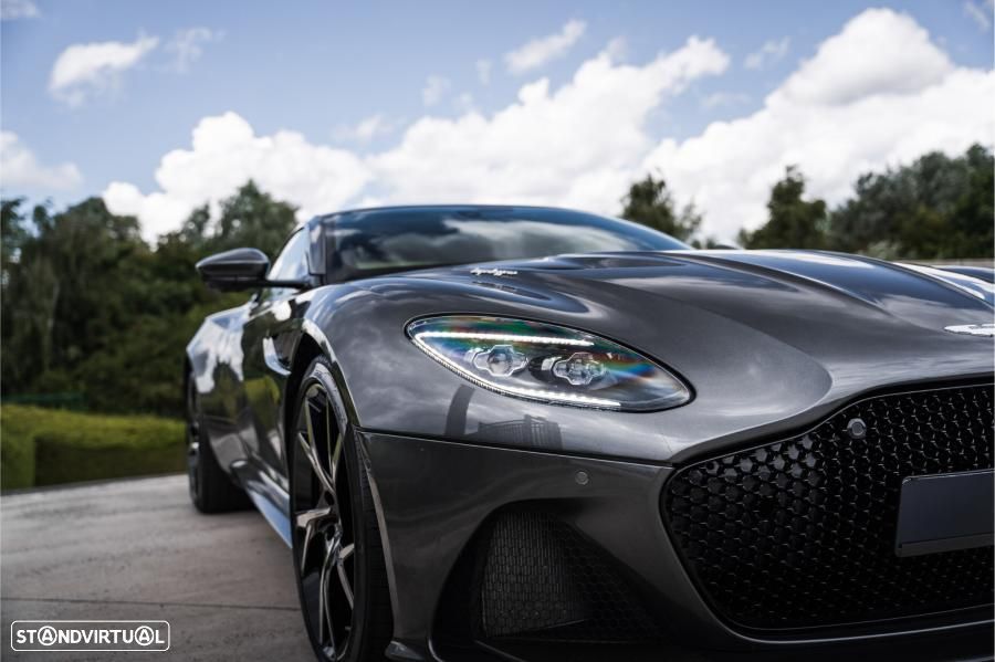 Aston Martin DBS Coupe Superleggera - 9