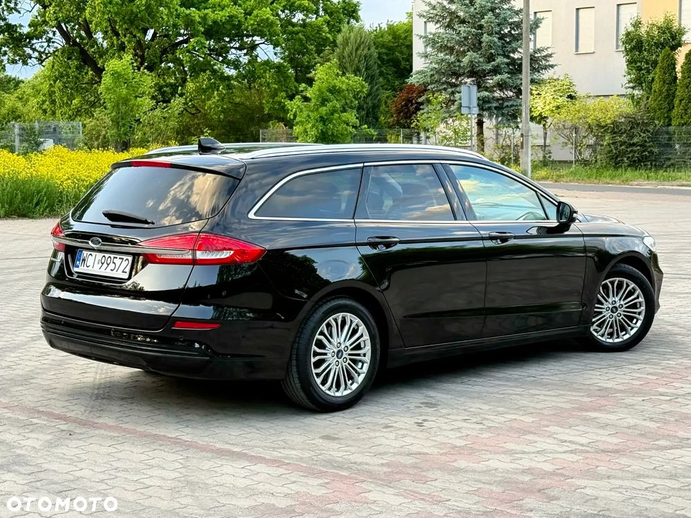 Ford Mondeo - 10
