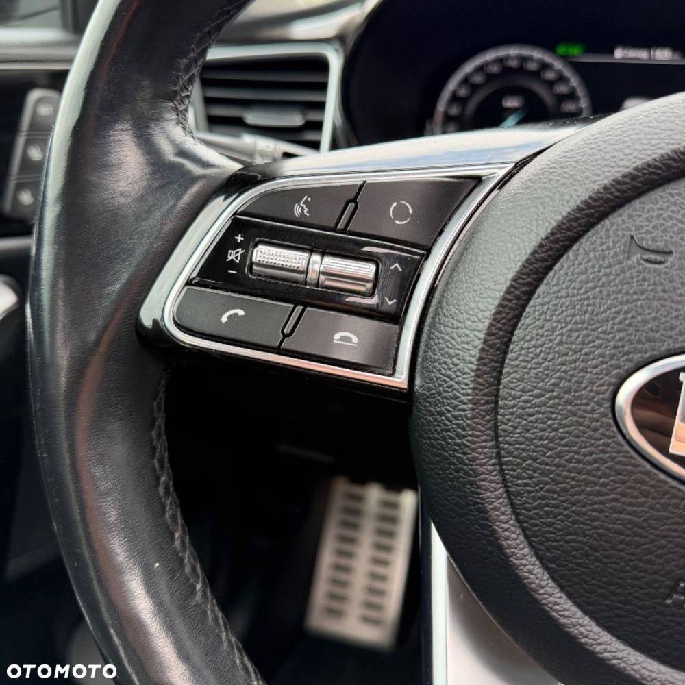 Kia Ceed - 25