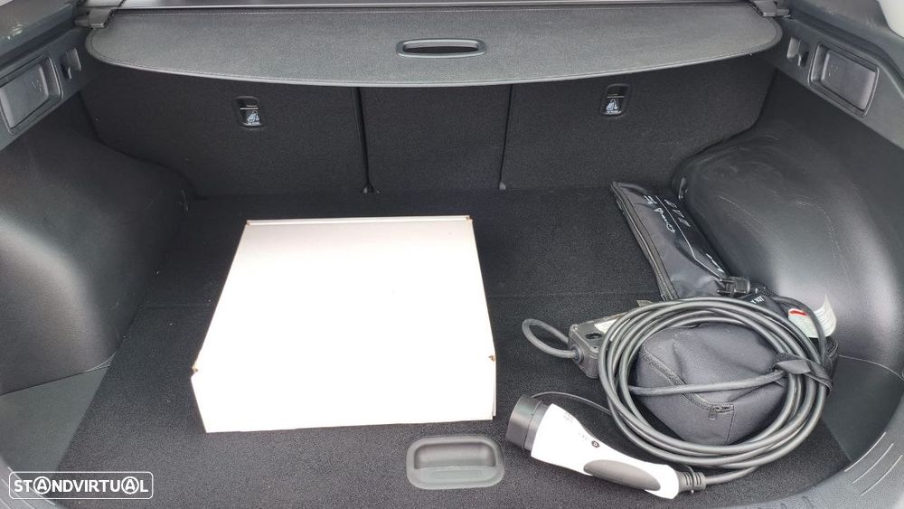 Kia Sportage 1.6 T-GDi PHEV Tech - 17