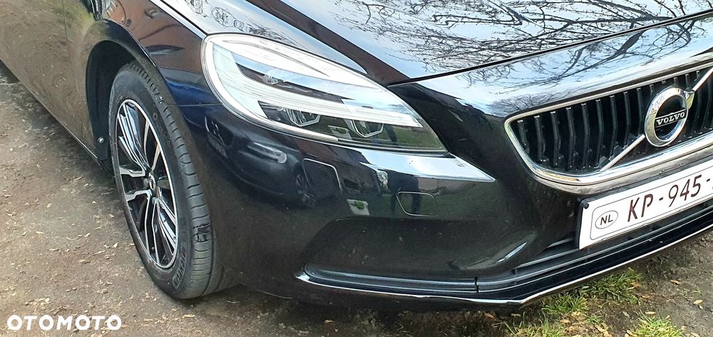 Volvo V40 D2 Momentum - 4