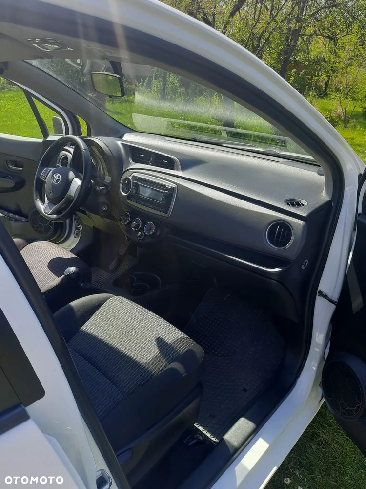 Toyota Yaris - 6