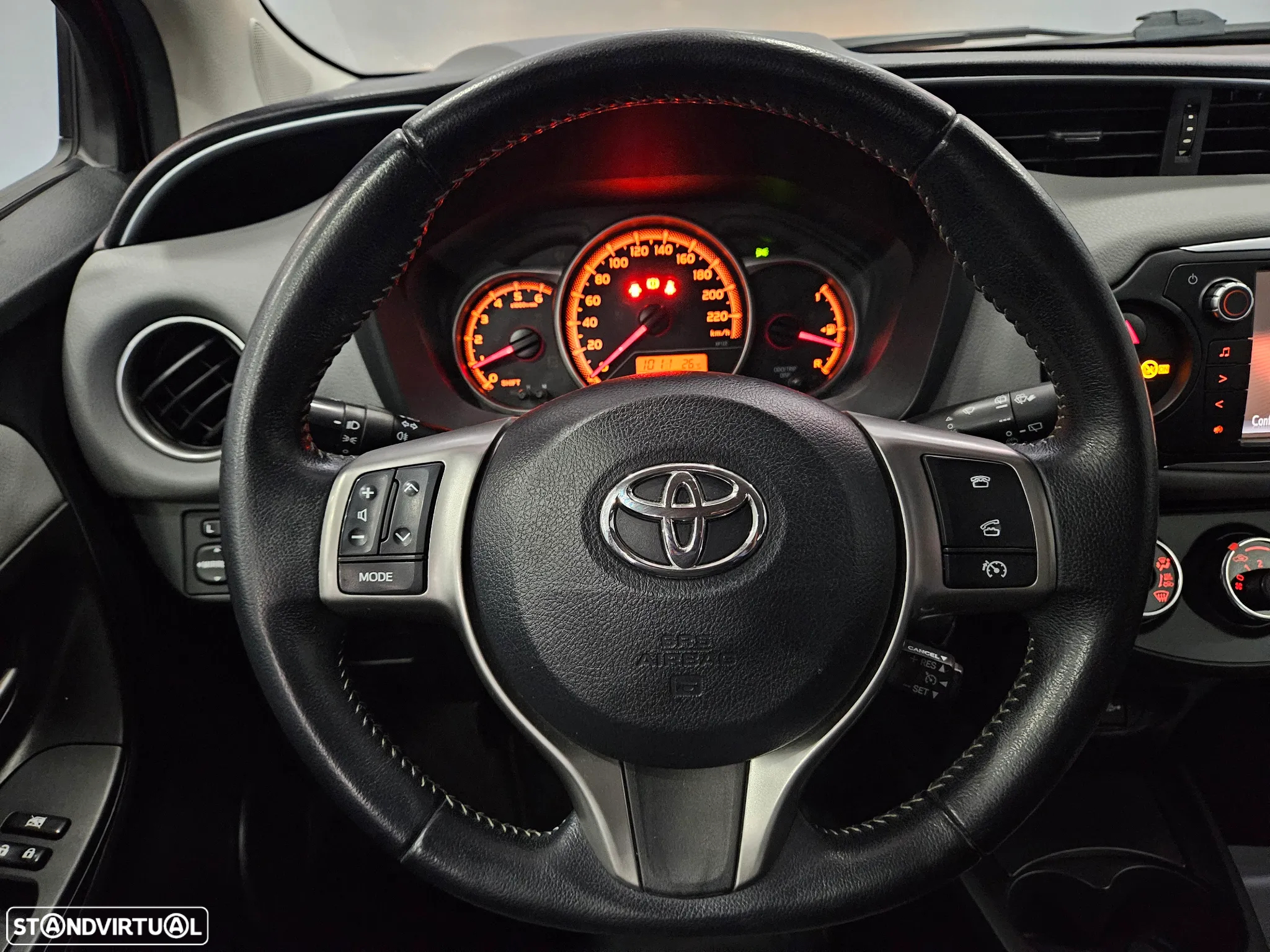 Toyota Yaris 1.4 D-4D Sport - 10