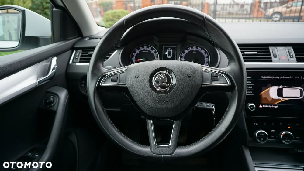 Skoda Octavia 1.6 TDI SCR Ambition - 19