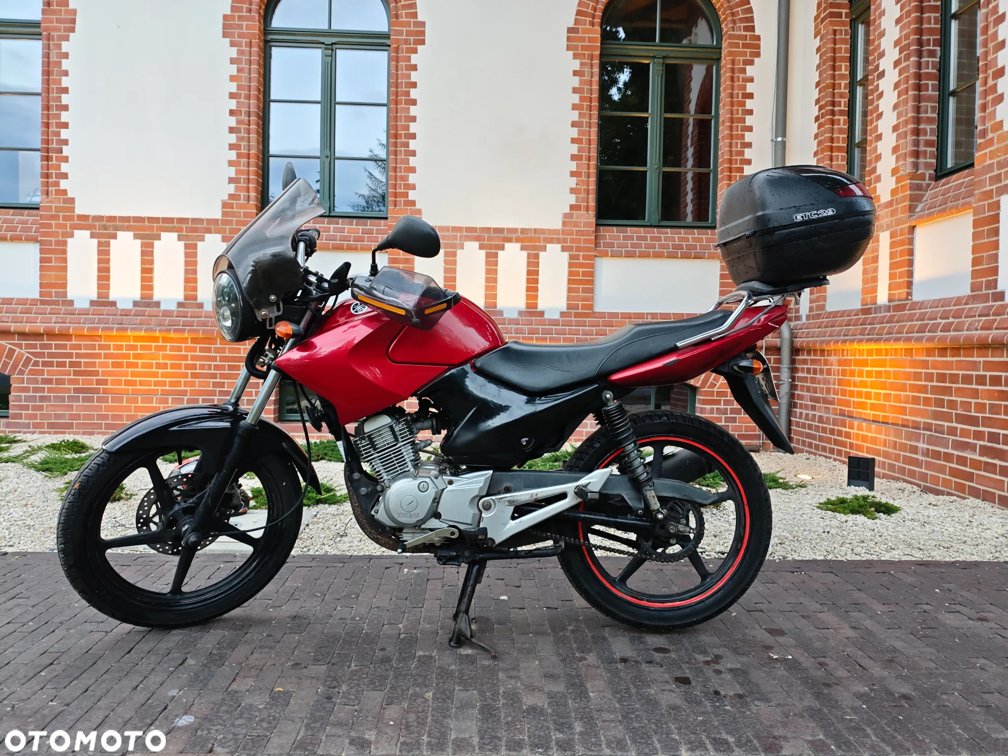 Yamaha YBR - 2