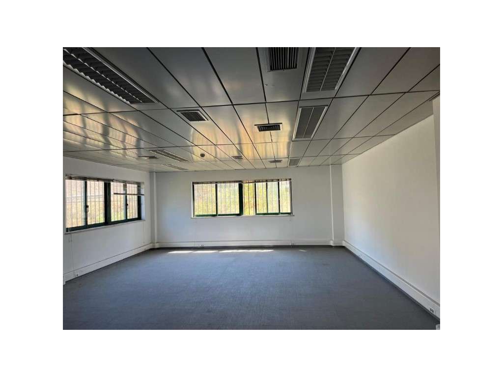 Escritório em Algés - Excelente Oportunidade de Investimento! - Grande imagem: 3/8