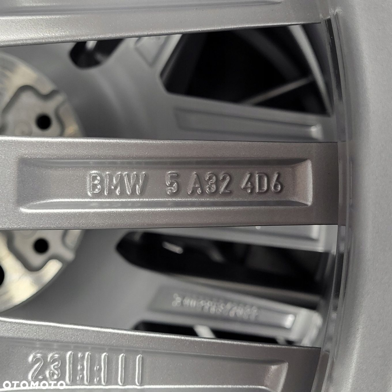 19 Zimowe ORYGINALNE BMW 5 G60 G61 933 Nowe - 9
