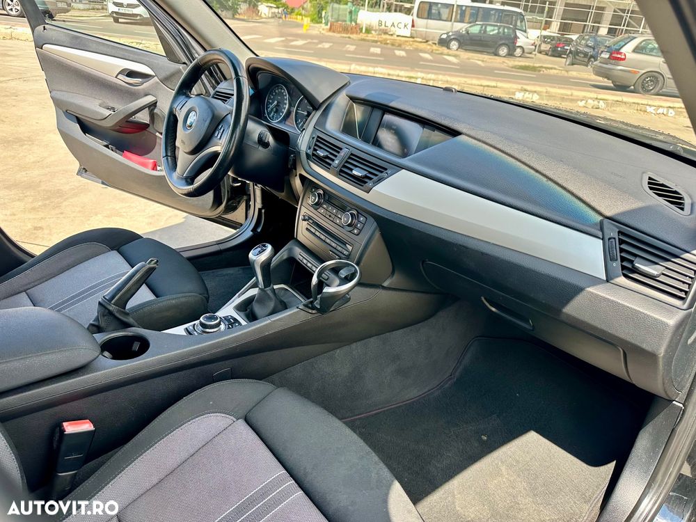 BMW X1 xDrive20d - 8