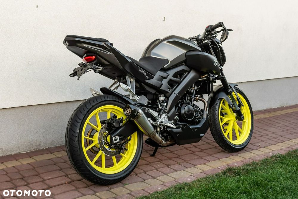 Yamaha MT - 4