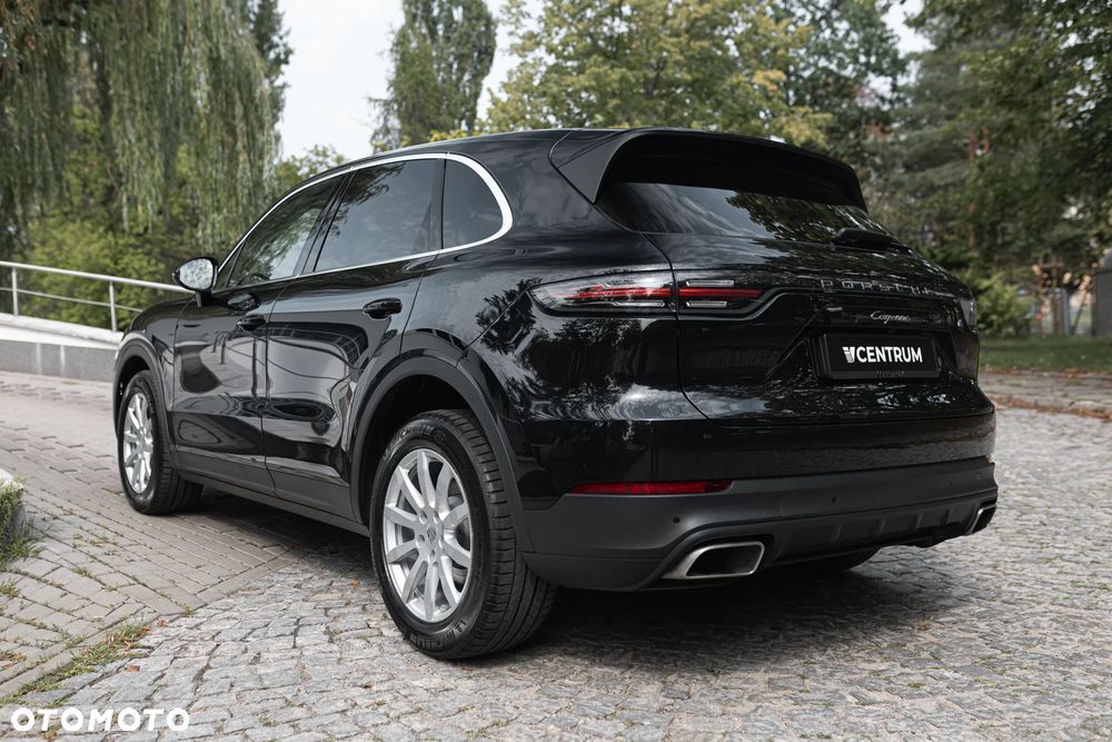 Porsche Cayenne Standard - 9