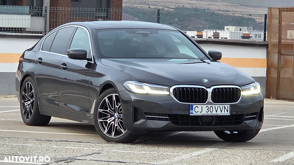 BMW Seria 5 520d AT MHEV - 32