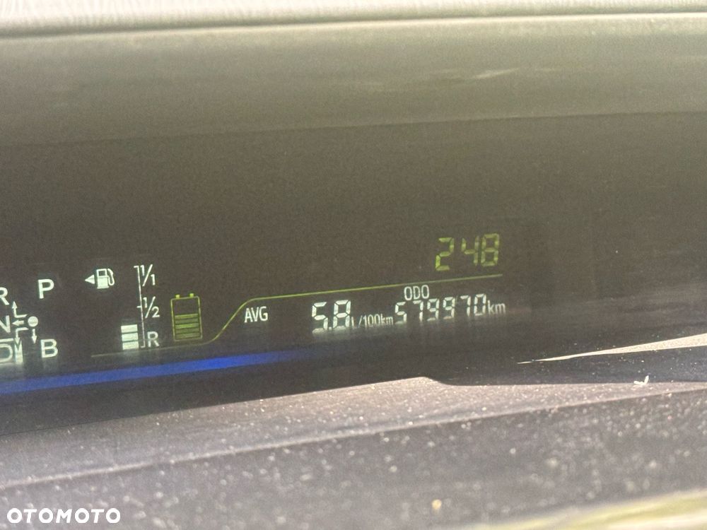 Toyota Prius+ 1.8 HSD Prestige - 4