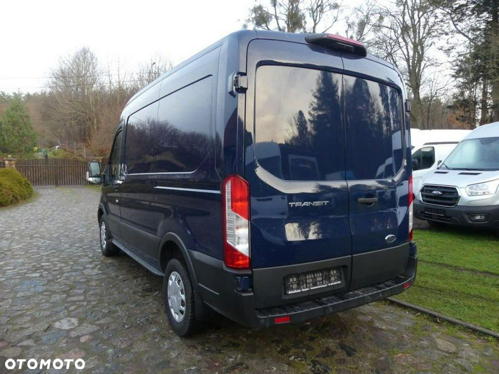 Ford Transit - 25