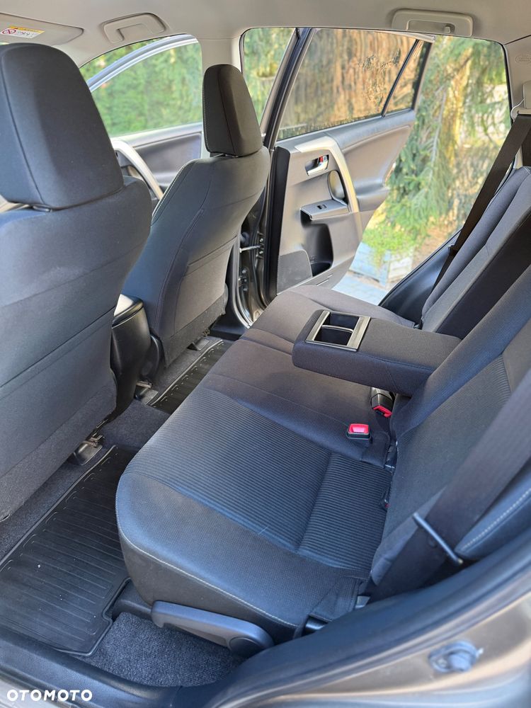 Toyota RAV4 2.2 D-4D 4x4 Automatik Executive - 8