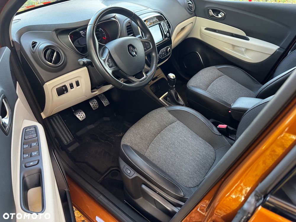 Renault Captur 1.2 Energy TCe XMOD - 22