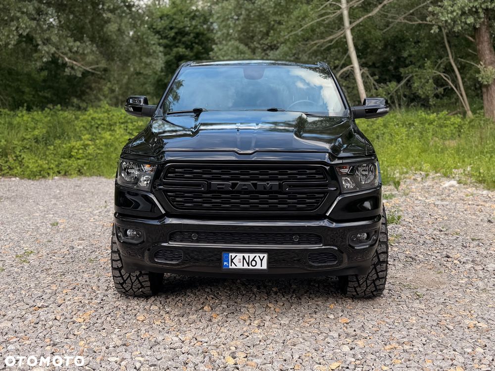 Dodge RAM 5.7 4x4 - 3