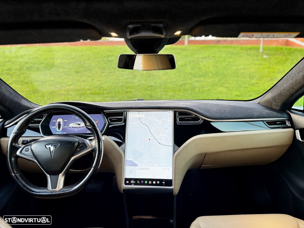 Tesla Model S 85 - 17