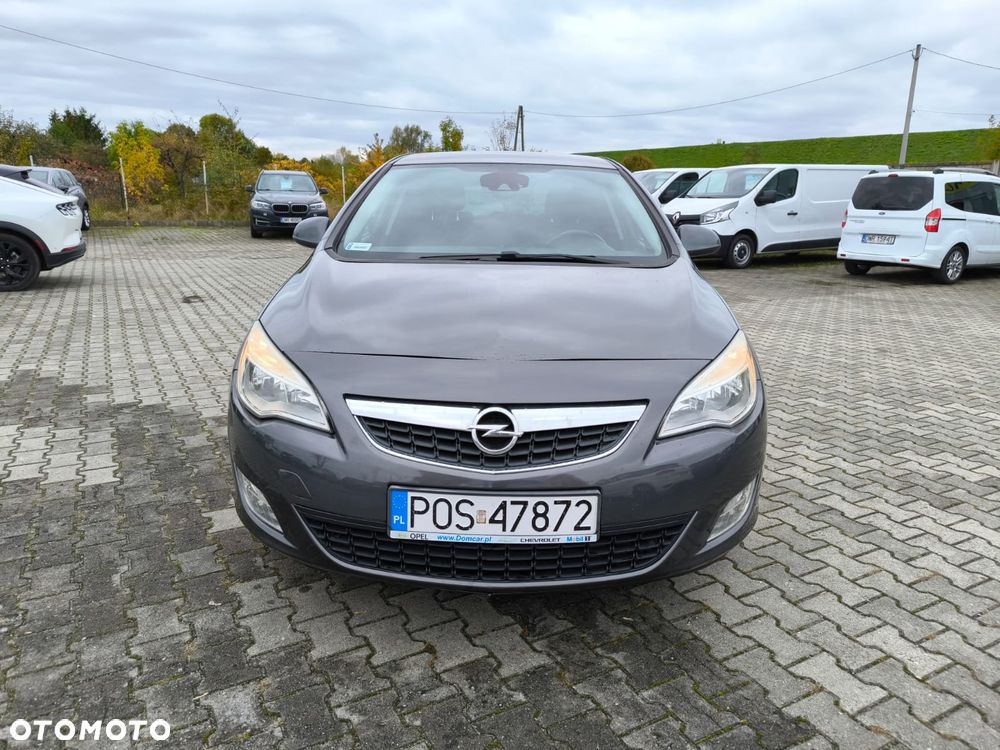 Opel Astra 1.7 CDTI Cosmo - 8