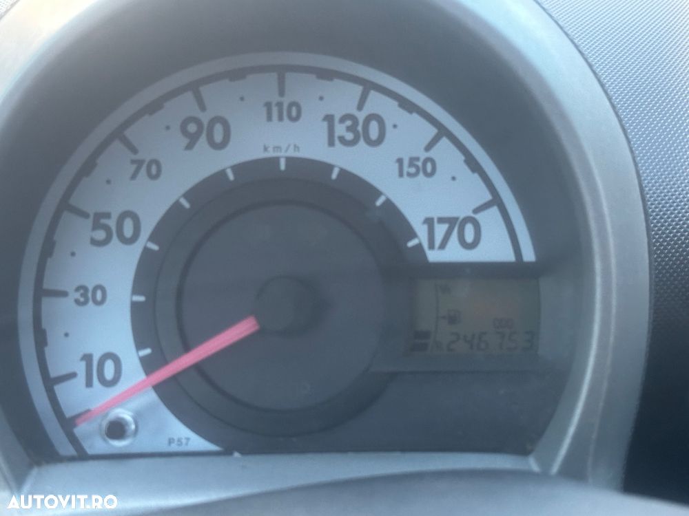 Toyota Aygo Standard - 8