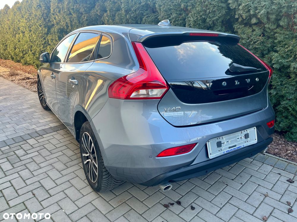 Volvo V40 - 9