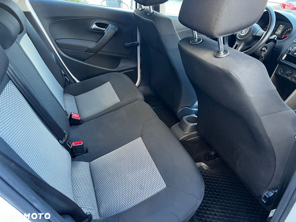 Volkswagen Polo 1.2 Comfortline - 23
