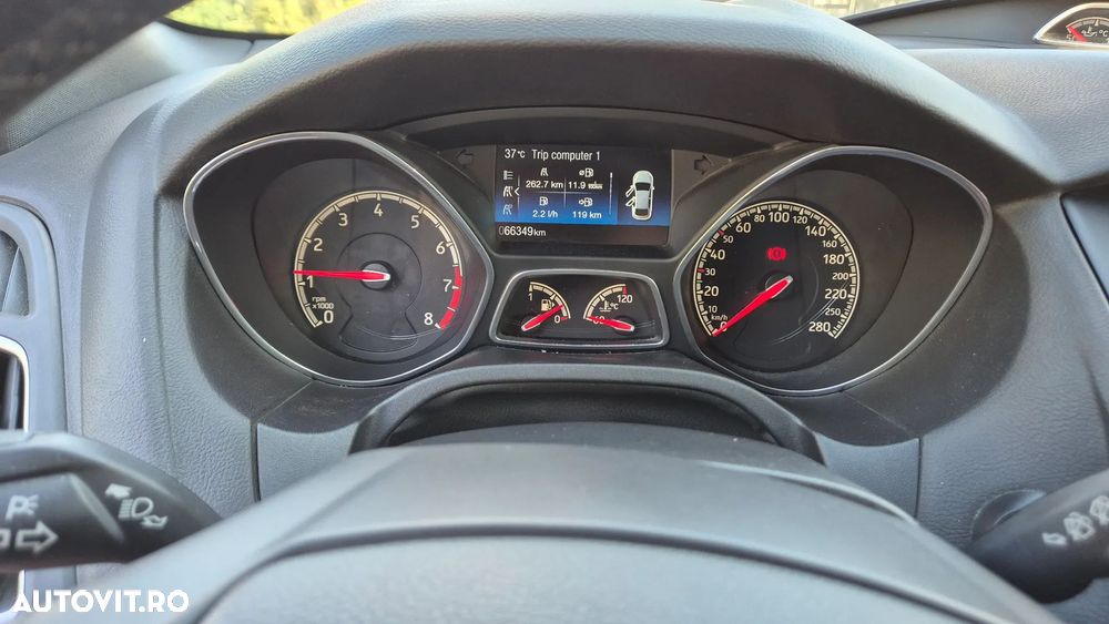 Ford Focus - 18