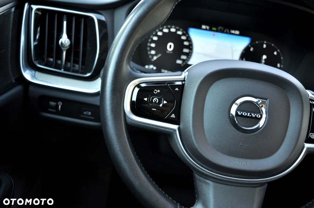 Volvo V60 D3 Inscription - 34