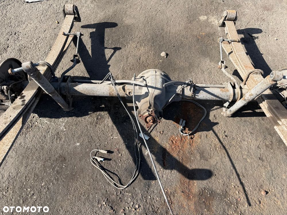 Sprinter 906 Crafter 2,2 CDI resory 3 pióra - 1