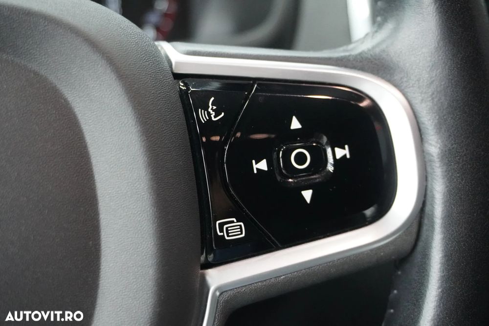 Volvo XC 90 T6 AWD 7 locuri Momentum Pro - 31