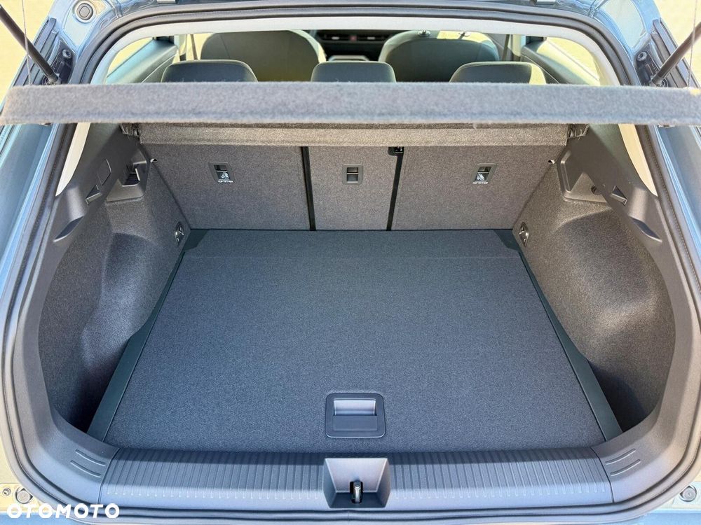 Volkswagen T-Roc 1.5 eTSI Life DSG - 33