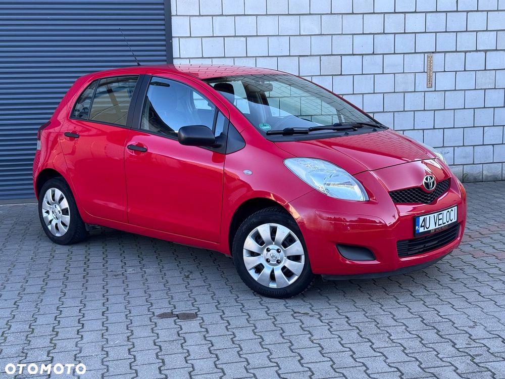 Toyota Yaris 1.0 Premium EU6 - 12